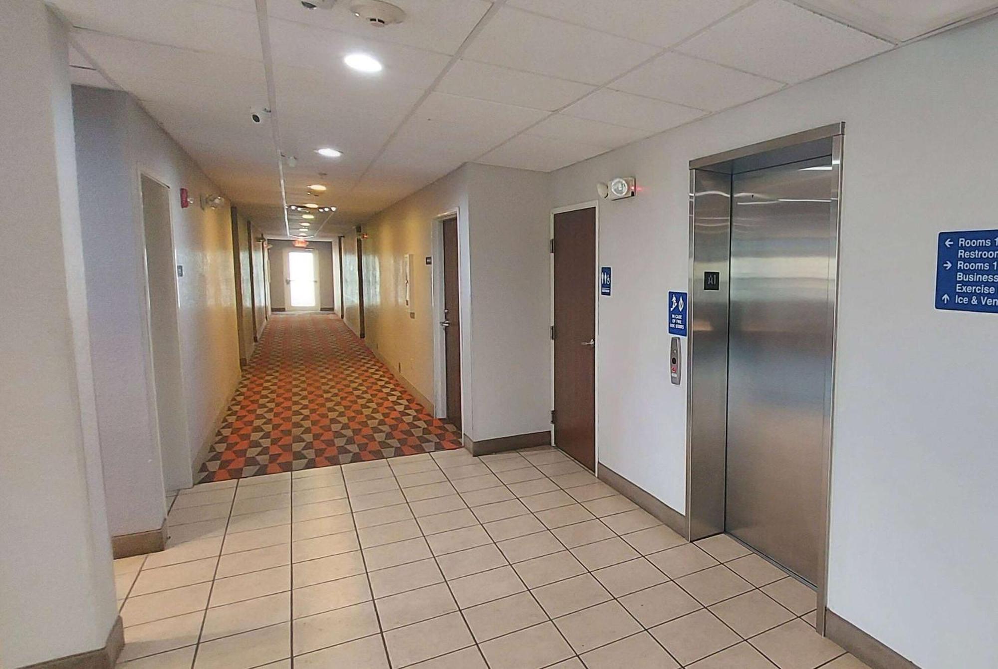 Microtel Inn & Suites By Wyndham Hoover/Birmingham Eksteriør billede