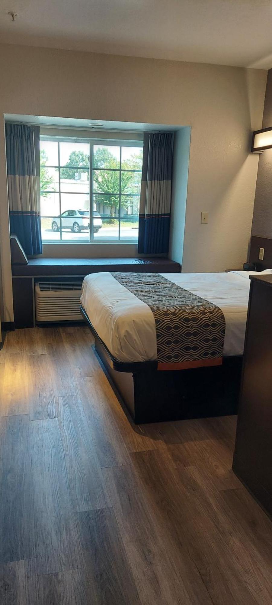 Microtel Inn & Suites By Wyndham Hoover/Birmingham Eksteriør billede