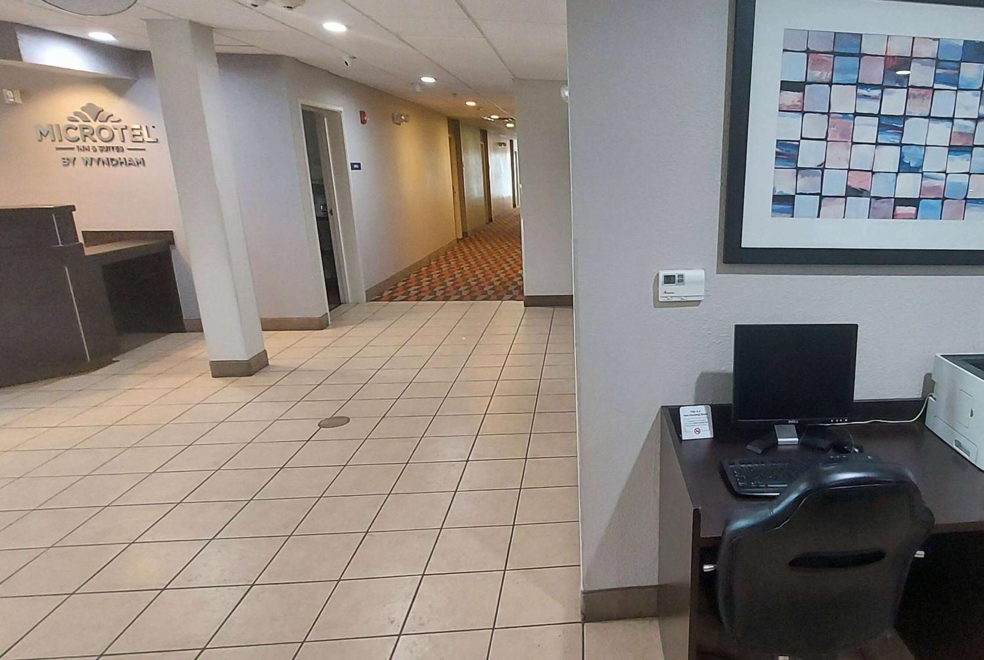 Microtel Inn & Suites By Wyndham Hoover/Birmingham Eksteriør billede